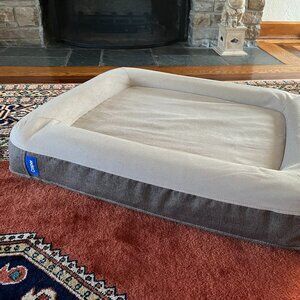 Casper Dog Bed - Excellent Condition!